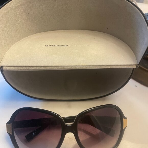 OLIVER PEOPLES LEYLA BK/G OVERSIZED SUNGLASSES BLACK / VIOLET GRADIENT - Picture 3 of 5